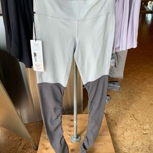 Alo Goddess Leggings